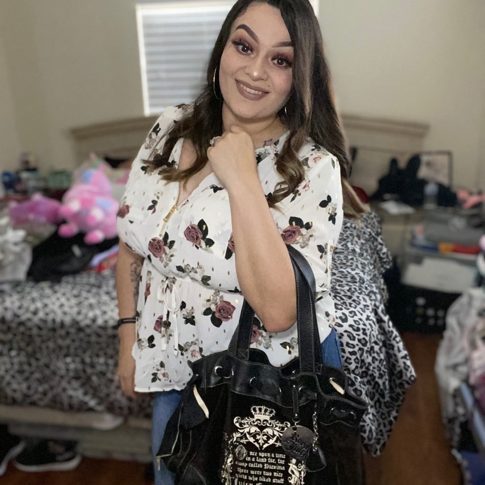 Meet your Posher, Amelia